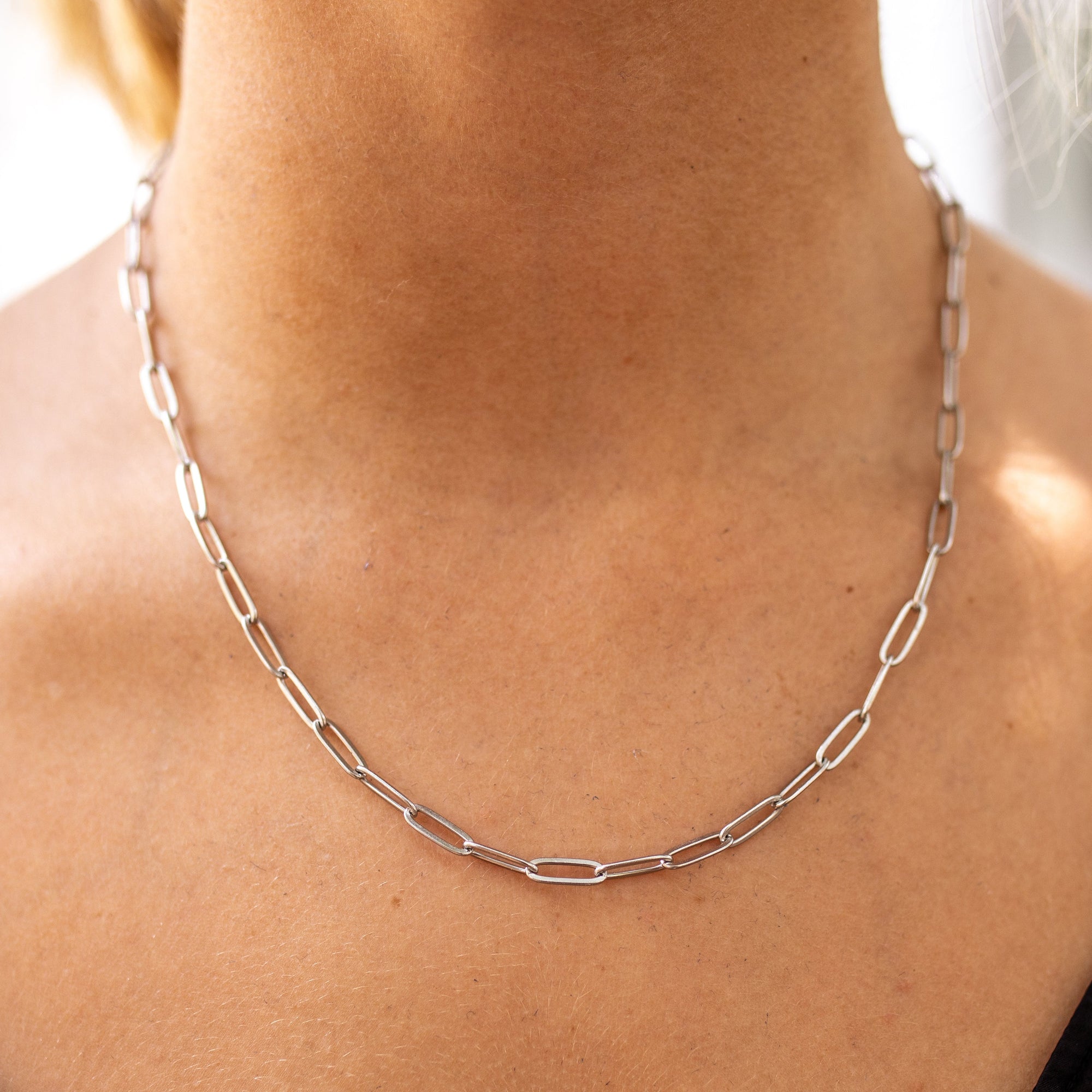 Heartbreaker Necklace 17", Sliver | ALCO Jewelry