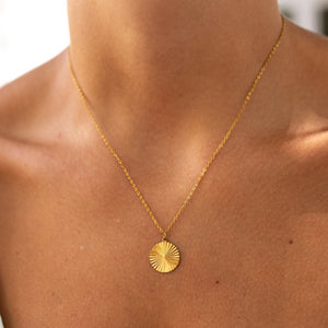 Chasing Sunset Necklace 18", Gold - Waterproof & Sweat Proof Jewelry | ALCO Jewelry