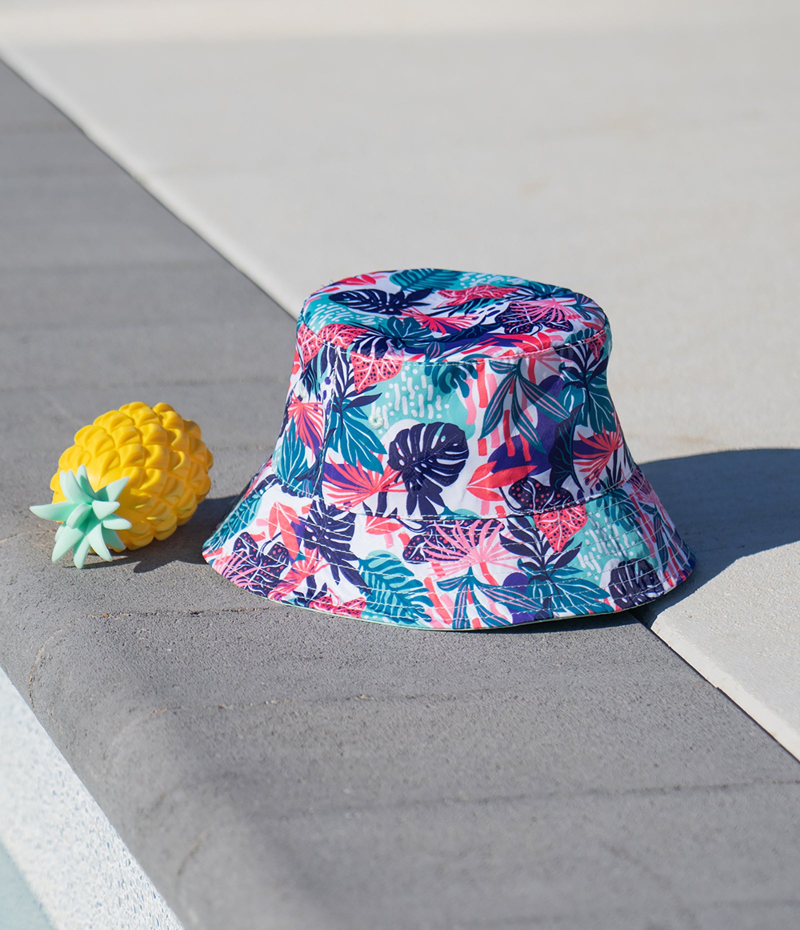 Reversible Kid's UV Protected Bucket Hat | Juice Box